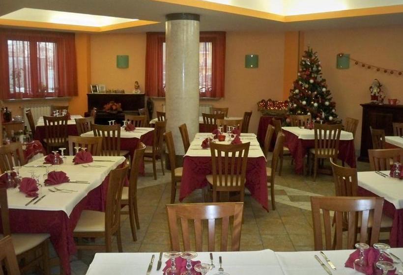 فندق Albergo Corradetti