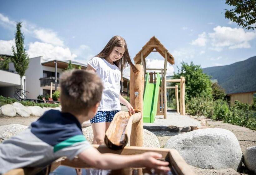 Отель Das Mühlwald   Quality Time Family Resort