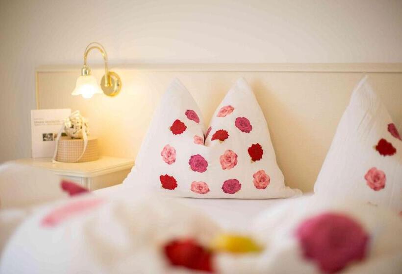 בית מלון כפרי Pension An Der Linde