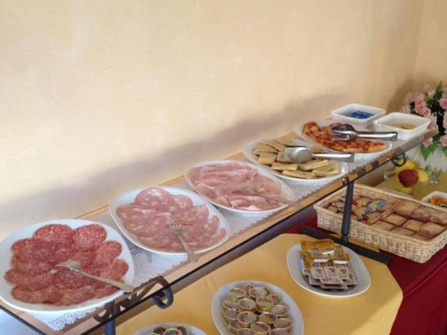هتل Rivamare Only Room Breakfast