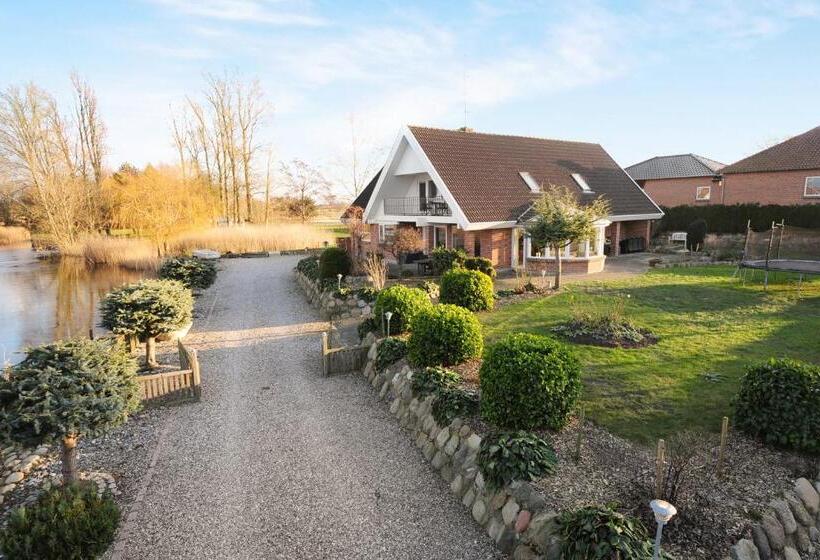 Bed And Breakfast Hasseloe