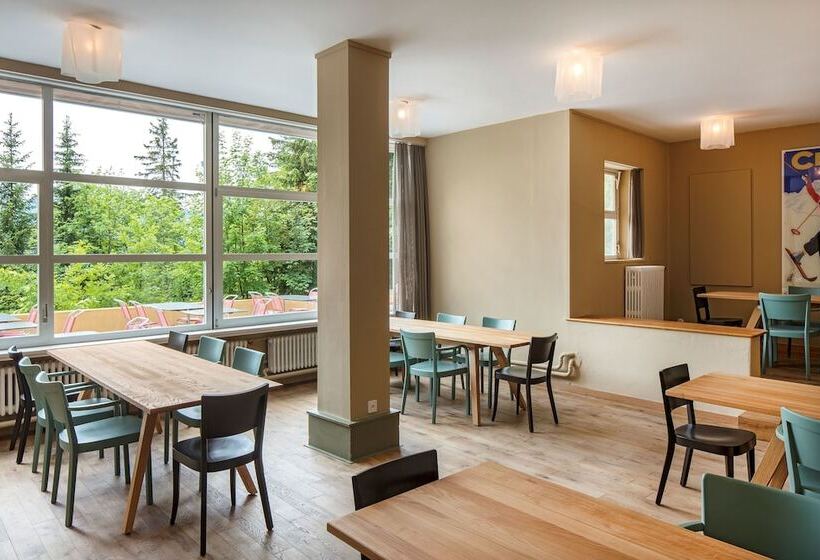 Cransmontana Youth Hostel