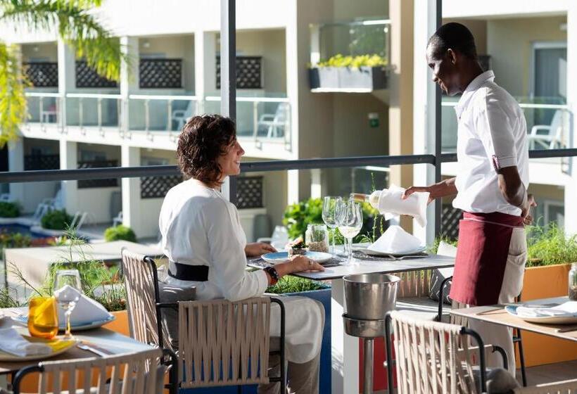 هتل Catalonia Royal La Romana - Adults Only - All Inclusive