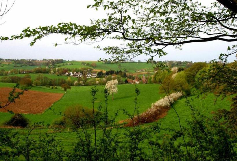 فندق Herberg De La Frontière