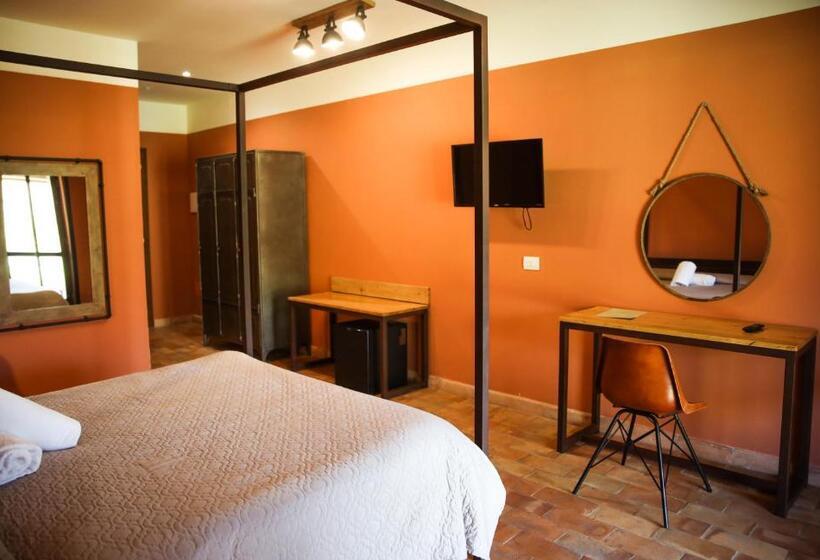 Резиденция Agriturismo Podere S. Croce