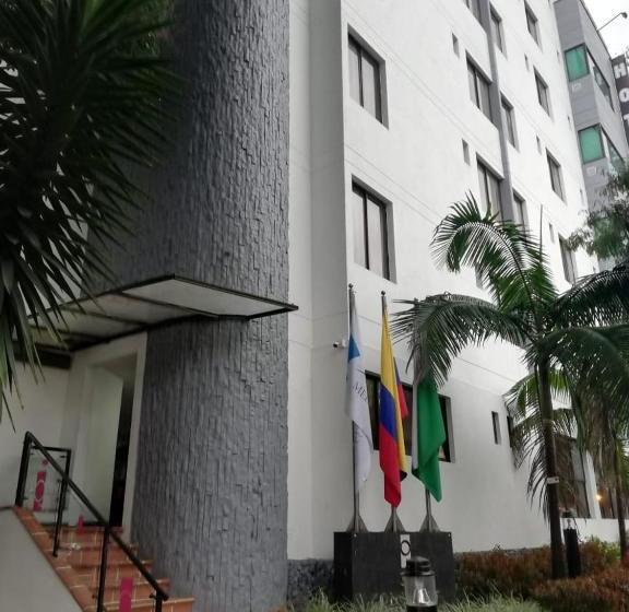 هتل Medellin 33