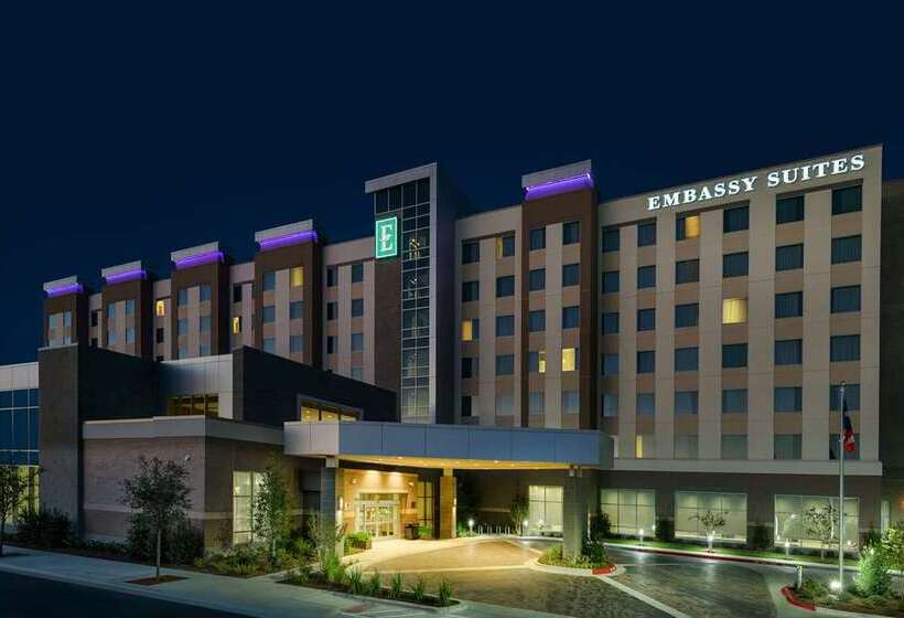 هتل Embassy Suites By Hilton College Station, Tx