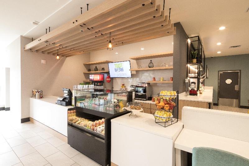 Holiday Inn Hotels And Suites Mount Pleasant By Ihg