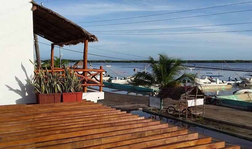 فندق Punta Ponto