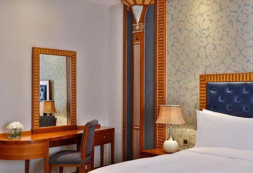 هتل The Ritz Carlton Jeddah