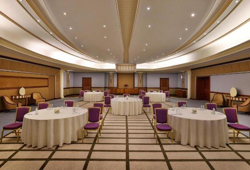 هتل The Ritz Carlton Jeddah