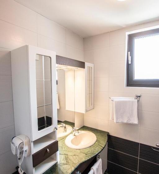 هتل Villa Paradiso 2