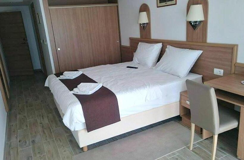 هتل Villa Paradiso 2