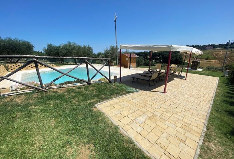 هتل Agriturismo Privato La Casa Del Sole