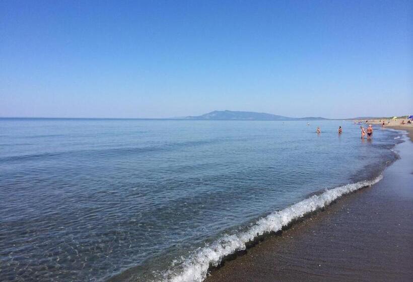 فندق Residence I Briganti Di Capalbio