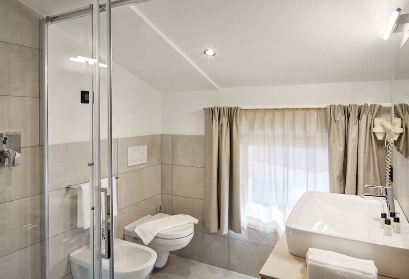 בית מלון כפרי Residence Settsass