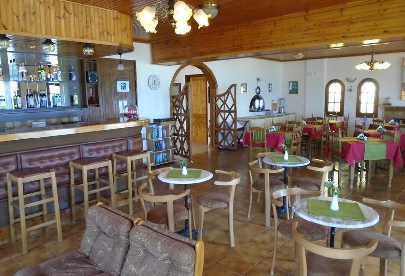 Fotos del hotel Triton:  3