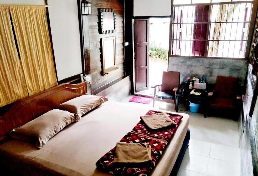 هتل Tuk Tuk Guesthouse