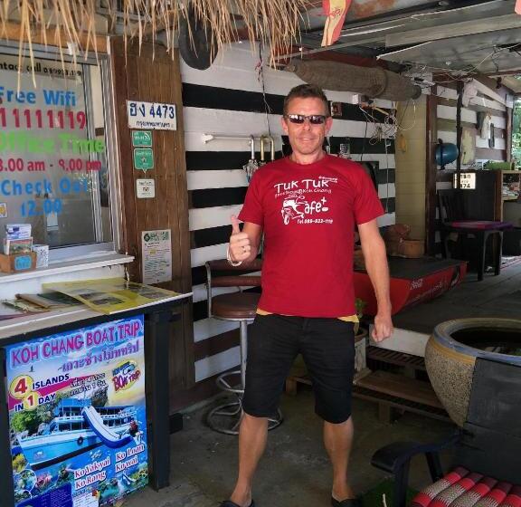 هتل Tuk Tuk Guesthouse
