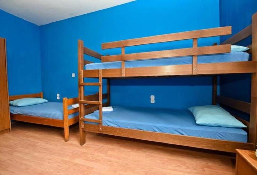 Simple&central Hostel