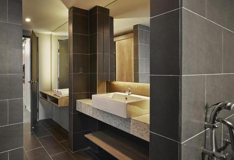 Tropics Eight Suites