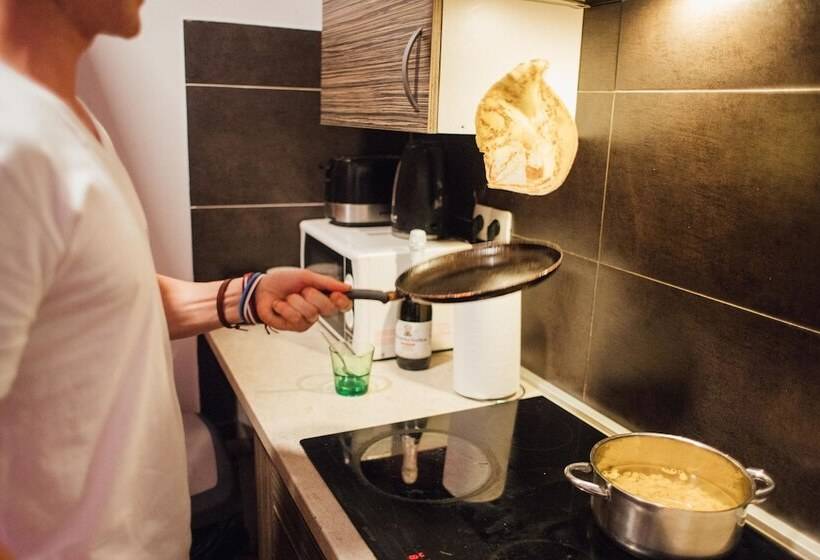 Whole Wide World Hostel