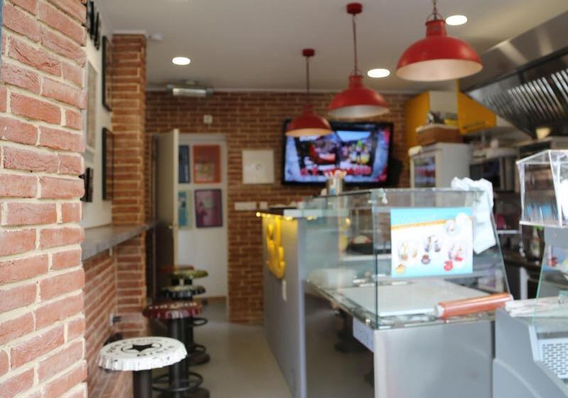 تختخواب و صبحانه Les Suites De Vanves  Parc Des Expositions Porte De Versailles