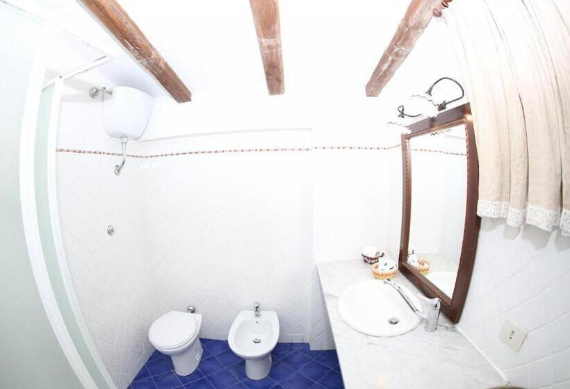 בית מלון כפרי Agriturismo Monte Due Torri