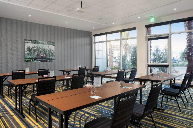호텔 Fairfield Inn & Suites By Marriott Daytona Beach Speedway/airport