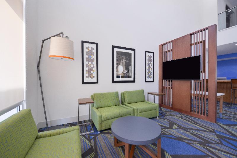 هتل Holiday Inn Express   Bethlehem, An Ihg
