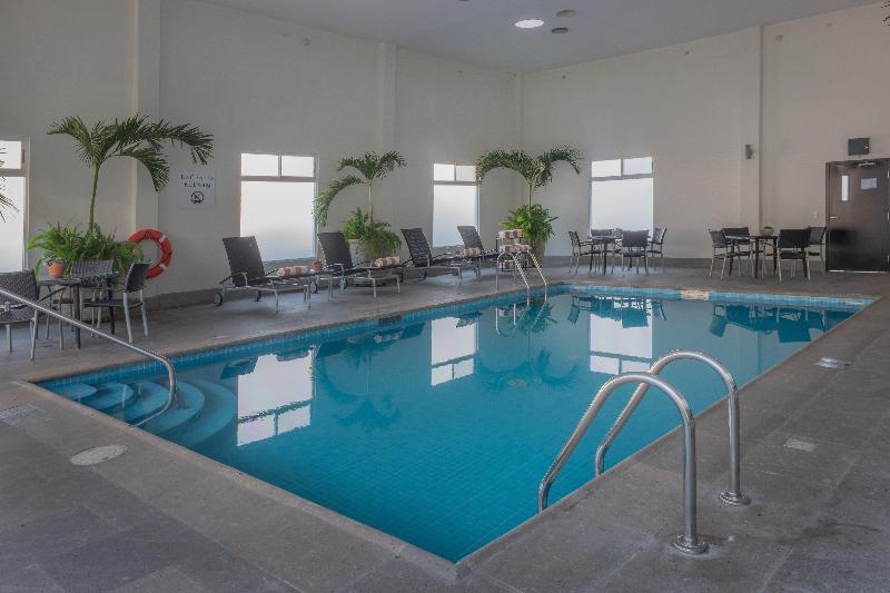 ホテル Holiday Inn Express & Suites Silao Aeropuerto Terminal, An Ihg