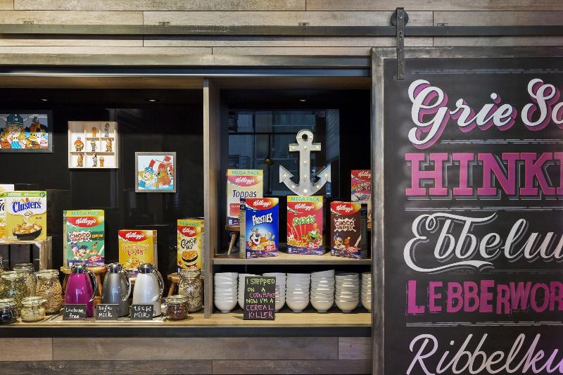 호텔 Moxy Frankfurt East