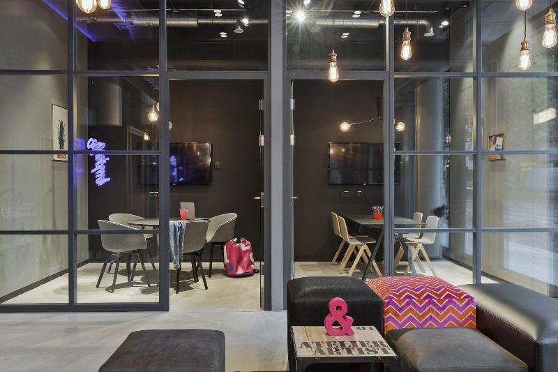 호텔 Moxy Frankfurt East