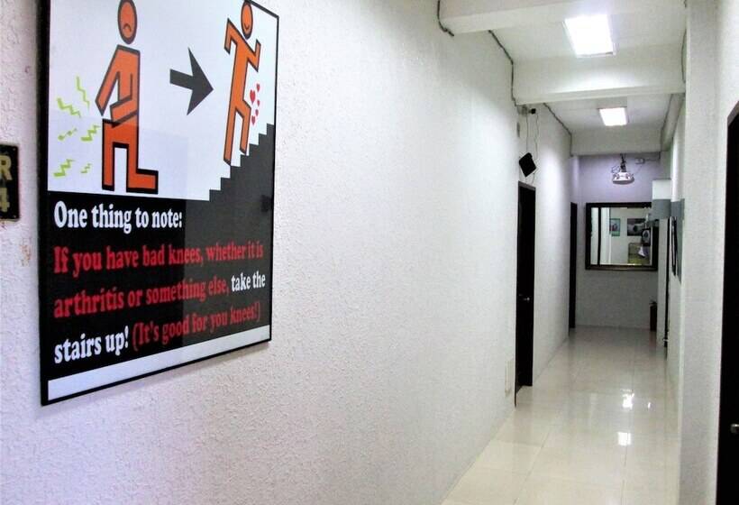 בית מלון כפרי Stonestown Suites