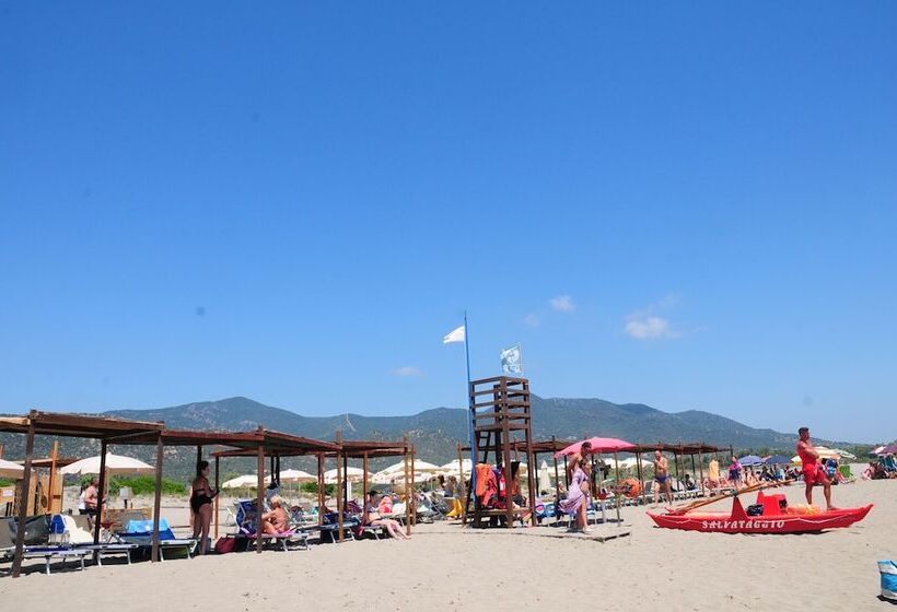 호텔 Villaggio Camping Torre Salinas
