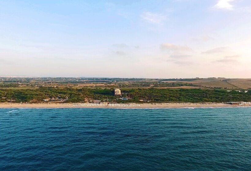 فندق Villaggio Dei Pini