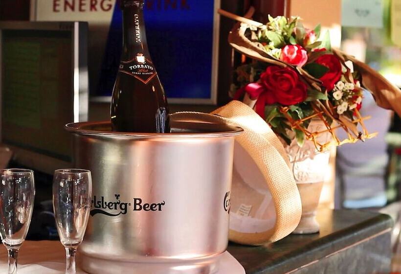 فندق Villaggio Dei Pini