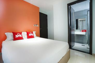 Fotos del hotel Zen Rooms Evergreen Residence:  21