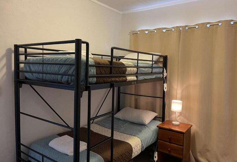 Курорт Murray Gardens Motel