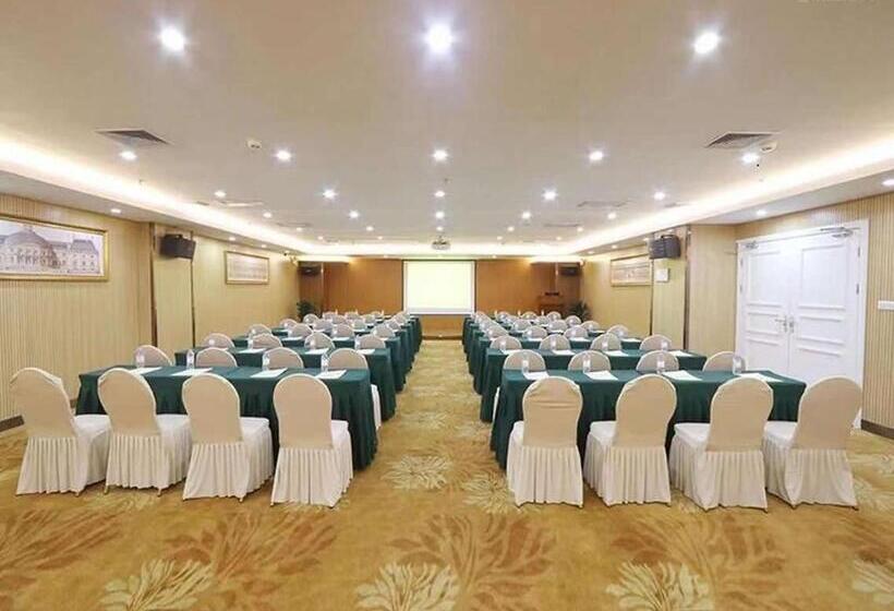 Vienna Hotel Shanwei Chengqu Xingye Road