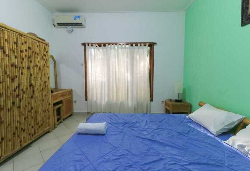 Yuli Bungalows