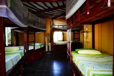 هاستل Diani Backpackers  Adults Only