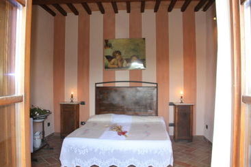 هتل Agriturismo I Pianali