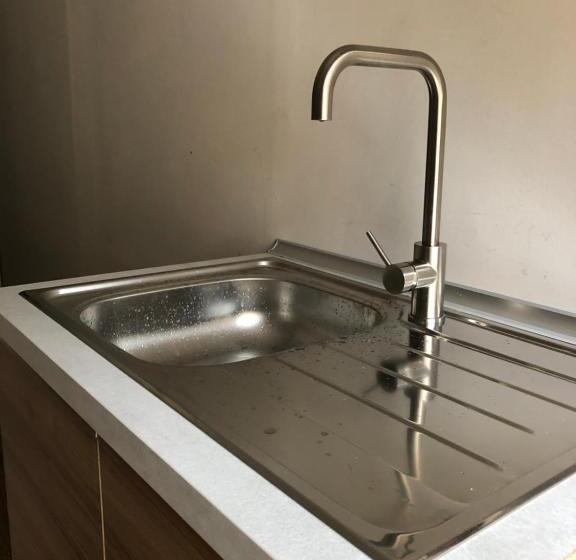 هتل B&b Degli Artisti Suite