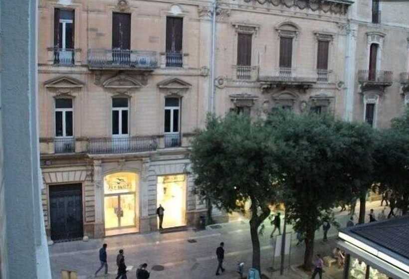 هتل B&b Degli Artisti Suite