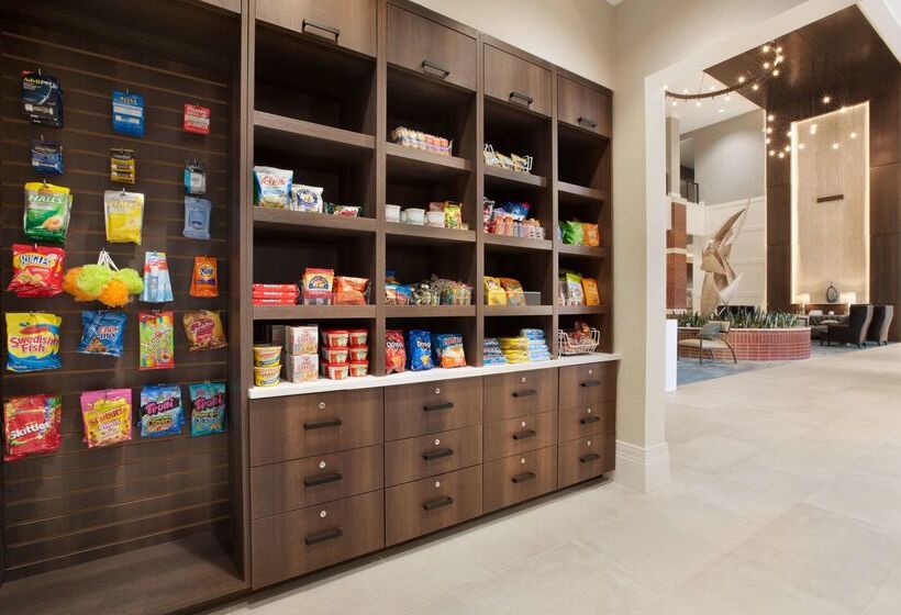 هتل Embassy Suites By Hilton Wilmington Riverfront