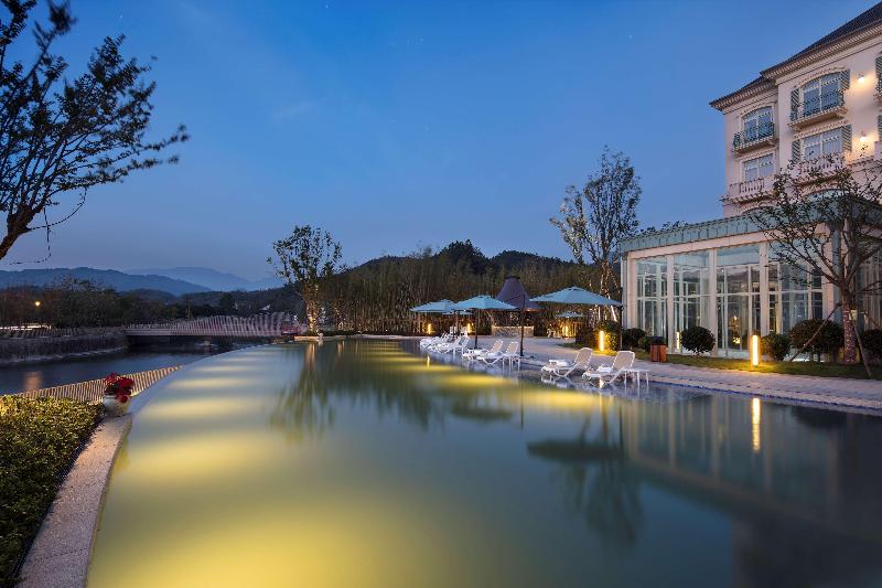 فندق Hilton Garden Inn Hangzhou Lu'niao