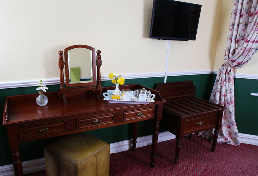 Reddans Of Bettystown Luxury Bed & Breakfast, Restaurant And Bar