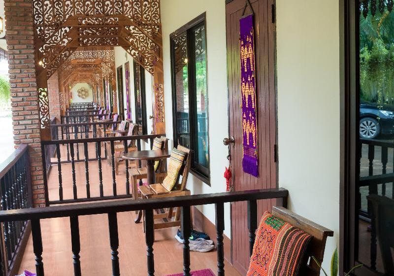 تختخواب و صبحانه Gita's House