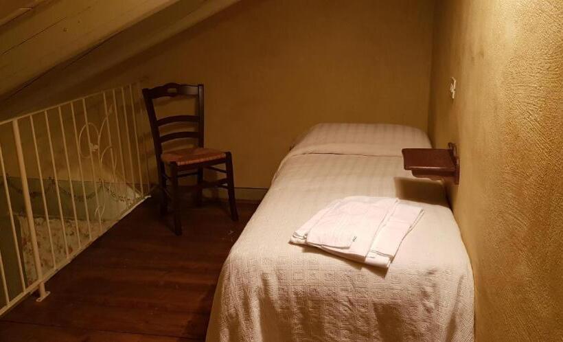 فندق Agriturismo Fiore Di Campo